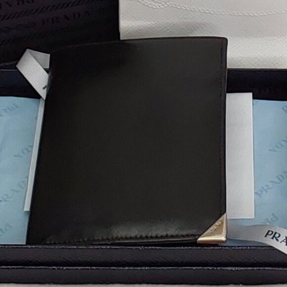 'PRADA' LEATHER WALLET COMPLETE GIFT SET BOX, DUST BAG, RIBBON & TISSUE - Picture 12 of 16